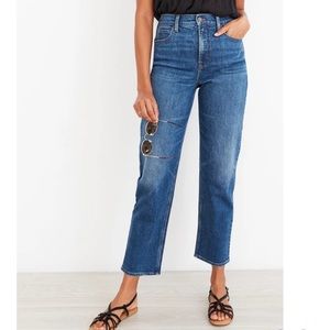 Old Navy Boyfriend Extra High Rise Jean